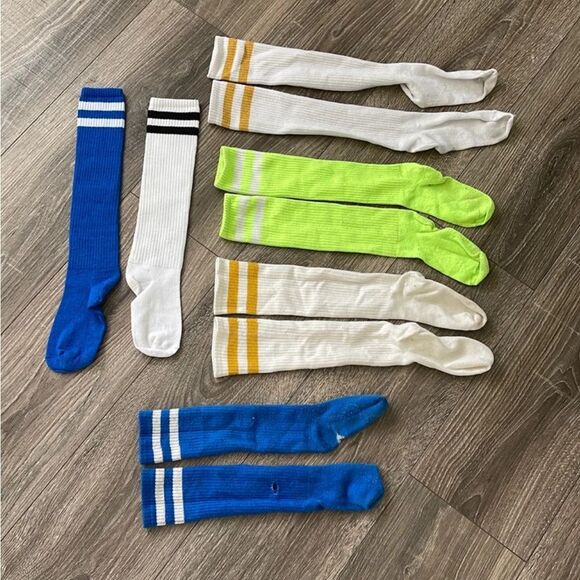 Bundle of kids long socks - Picture 1 of 1